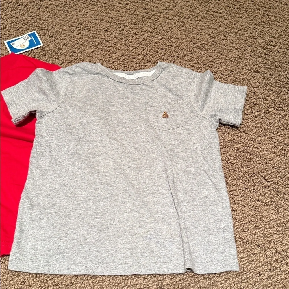 Gap boys and Circo bundle if 4 short sleeved tshirts XS (4-5) Star Wars & solids